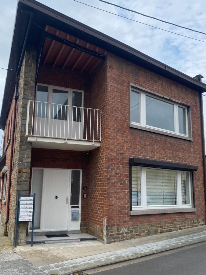 1-E Superbe Appartement Lumineux 沙勒罗瓦 外观 照片
