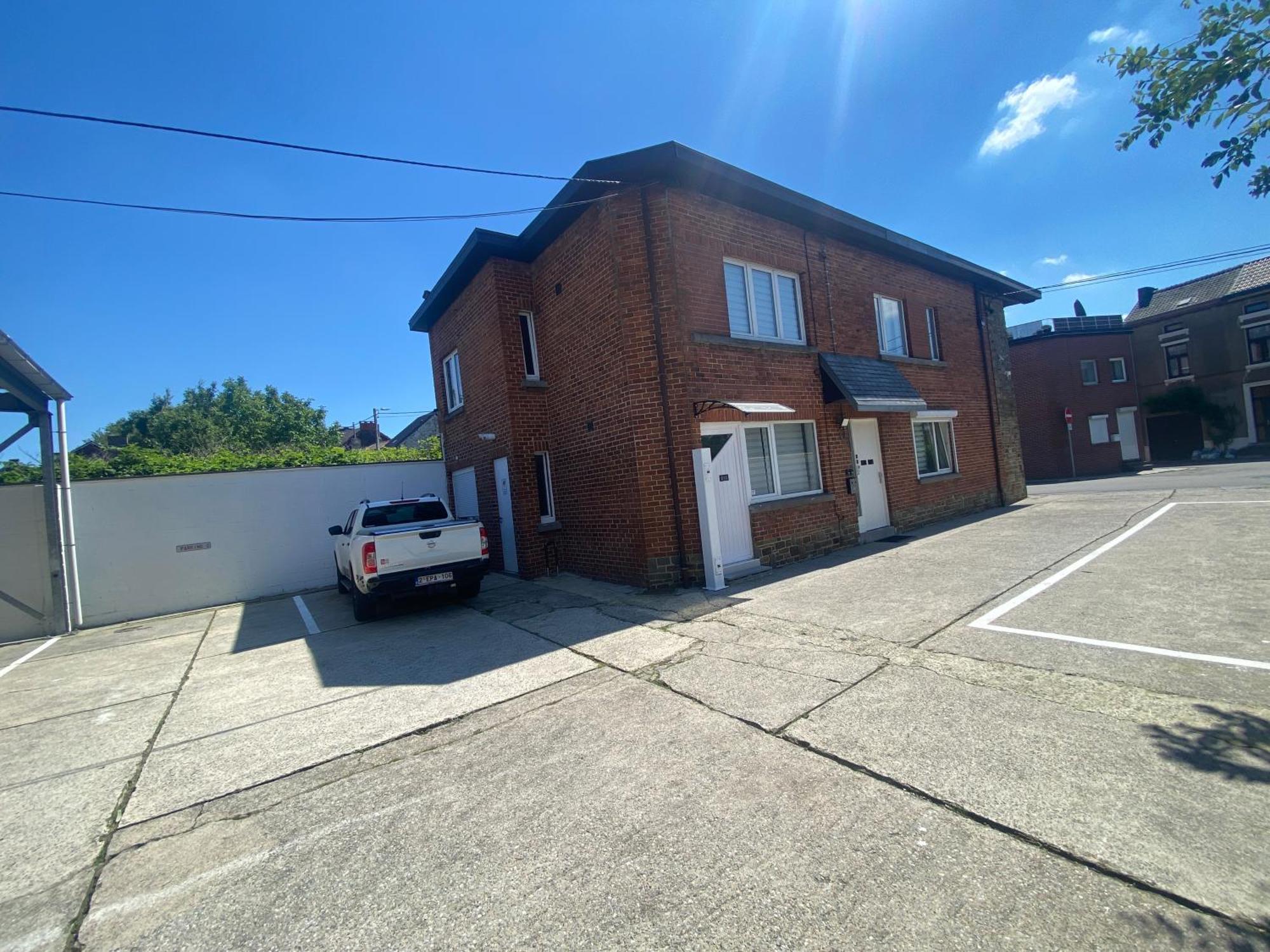 1-E Superbe Appartement Lumineux 沙勒罗瓦 外观 照片